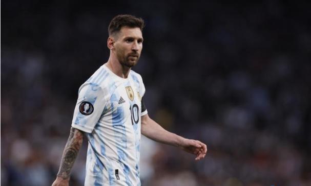 北京大学校史馆将红色基因根植学子血脉